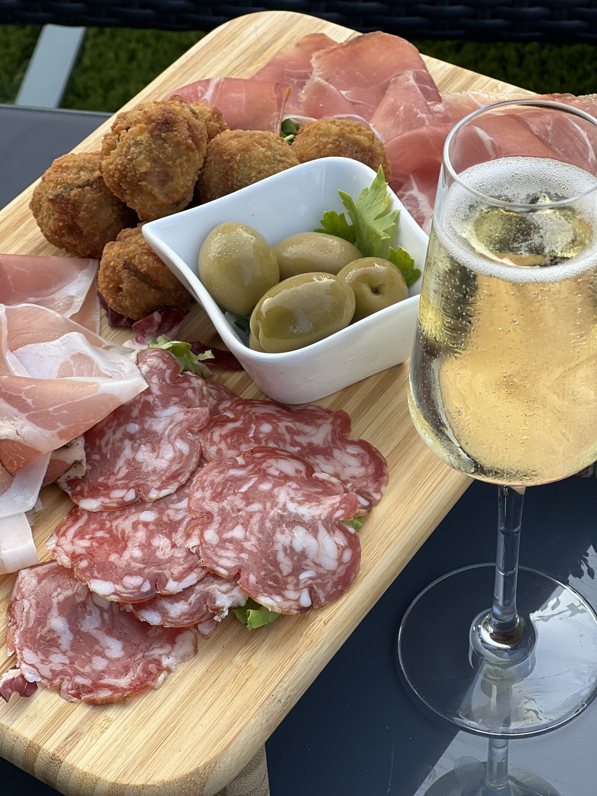 APERITIVO